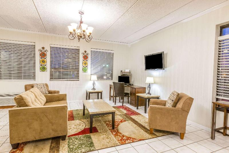 Отель Days Inn By Wyndham Syracuse