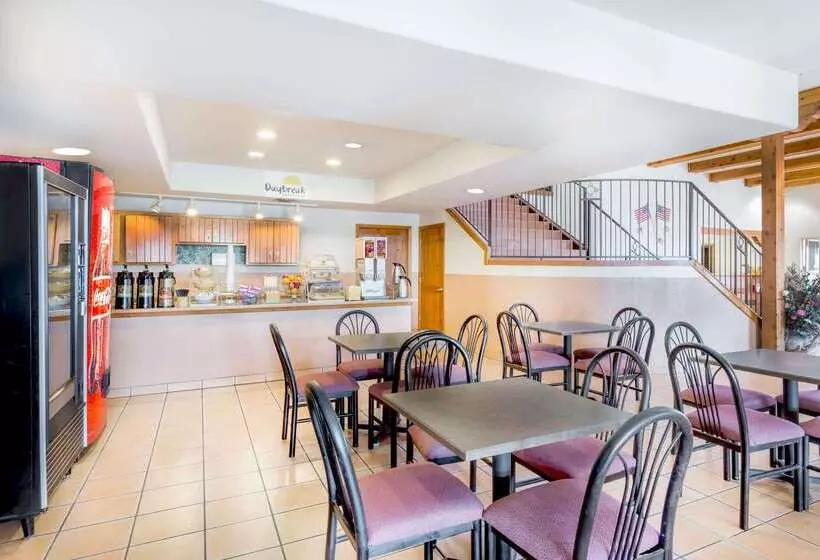 فندق Days Inn & Suites By Wyndham Lordsburg