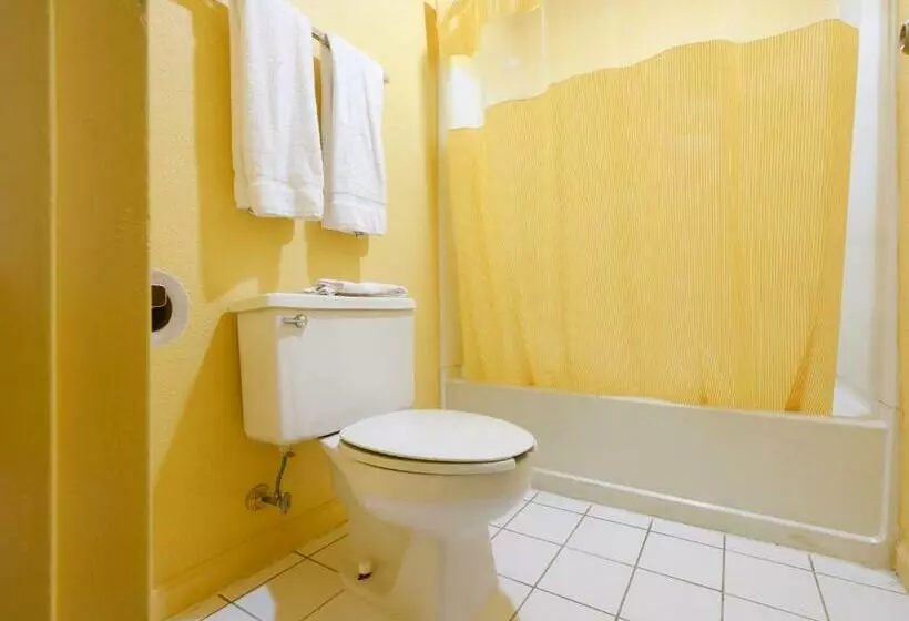 ホテル Days Inn Williamston