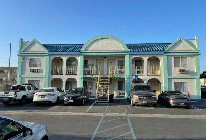 فندق Diamond Inn