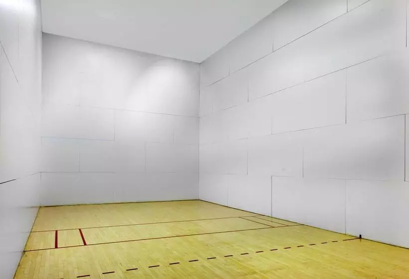 ホテル Doubletree By Hilton Kansas City Overland Park