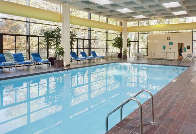 هتل Doubletree By Hilton Kansas City Overland Park