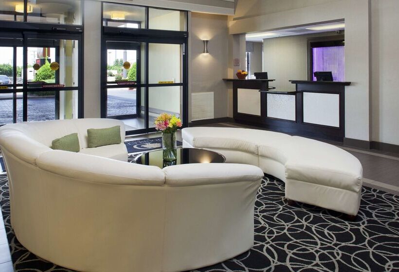 ホテル Doubletree By Hilton Springdale