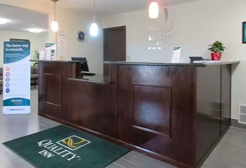 호텔 Quality Inn Farmington