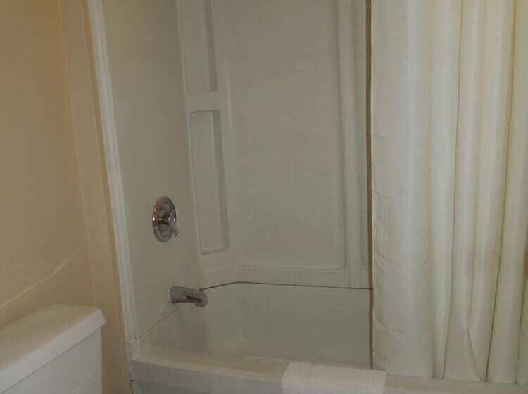 モーテル Hilltop Inn Pittsburgh