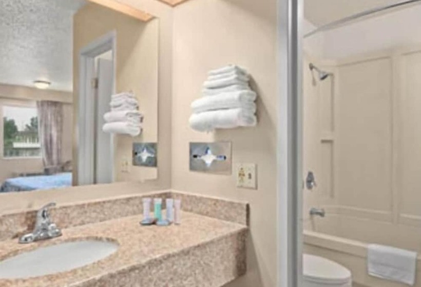 モーテル Hilltop Inn Pittsburgh