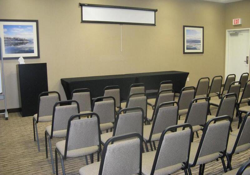 בית מלון כפרי Mainstay Suites Coeur D Alene