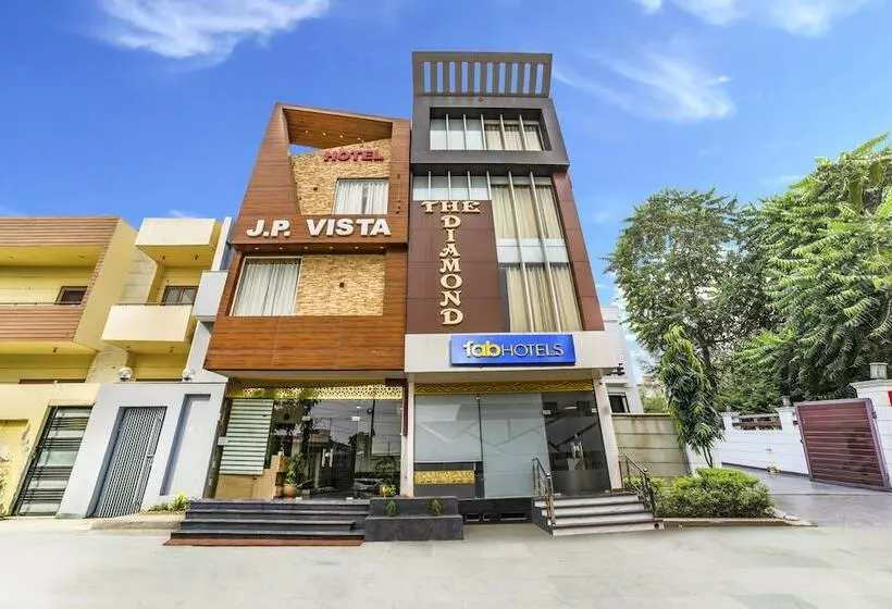 Fabhotel Diamond Zirakpur