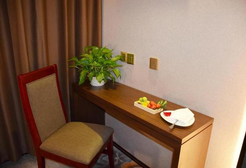 فندق Park Inn Kunming Airport
