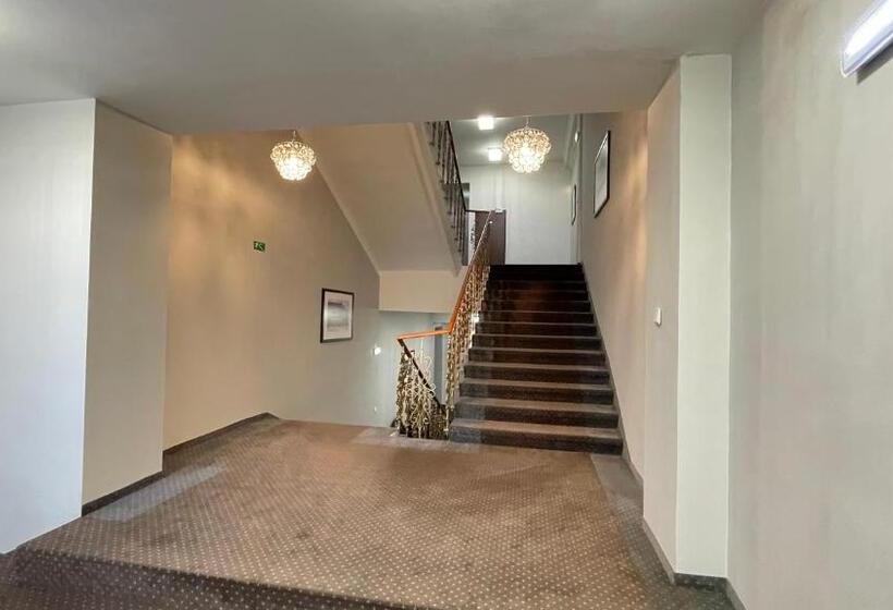 호텔 Zlatý Anděl