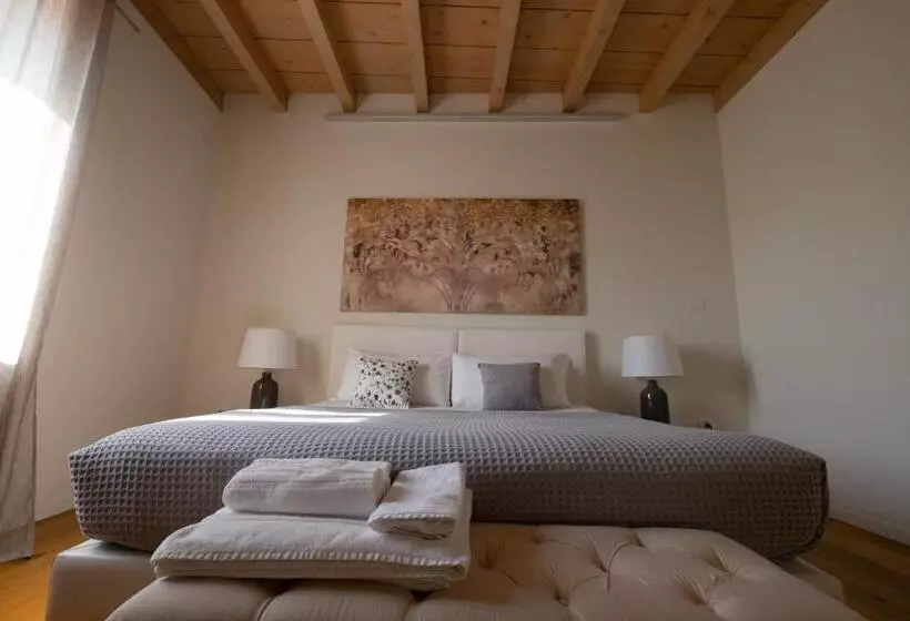 Retkeilymaja La Ripa Boutique