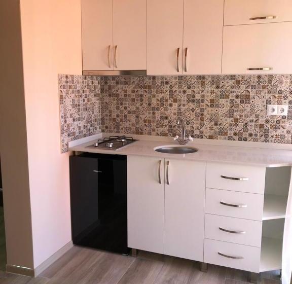 پانسیون Deluxe Guest House