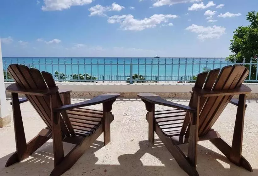 پانسیون Sandgate