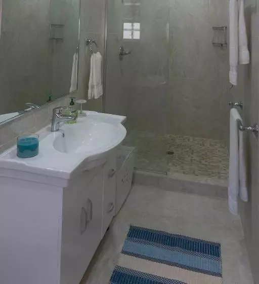 پانسیون Sandgate