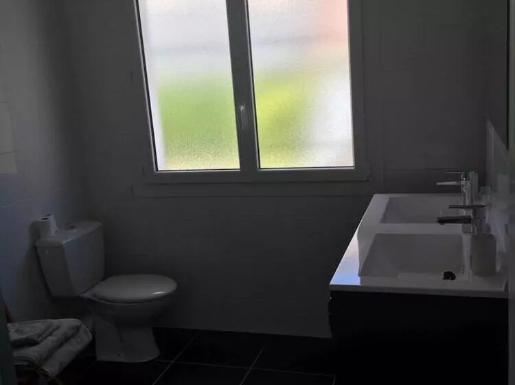 تختخواب و صبحانه La Demeure D'alexandra