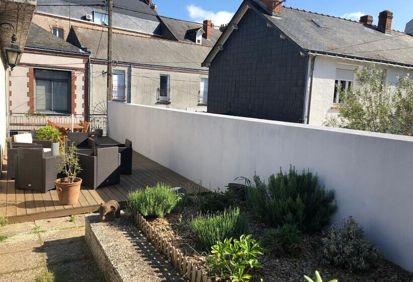 مبيت وإفطار La Demeure D'alexandra