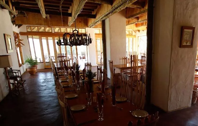 Hotelli Antbear Eco Lodge Drakensberg