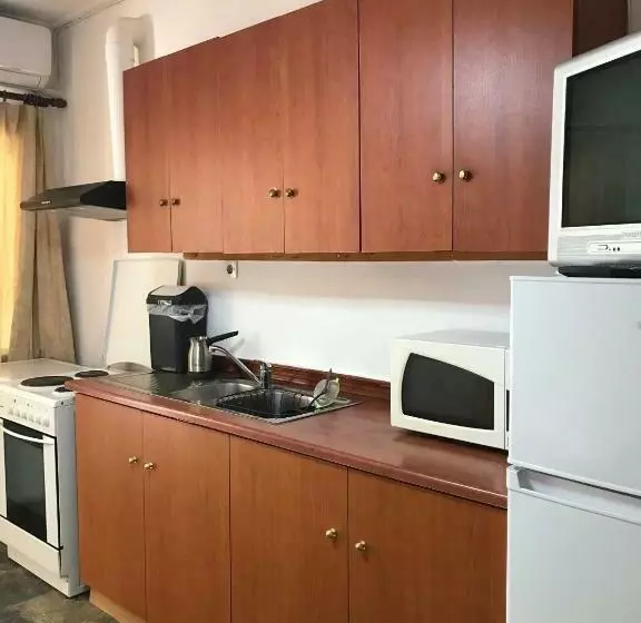 Hotelli Bungalow   Camping Apollon