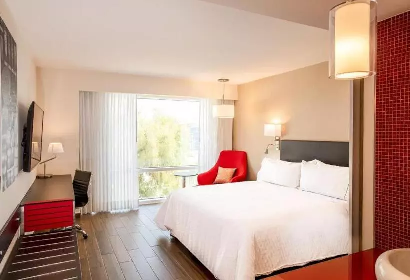 ホテル Fiesta Inn Celaya Galerias