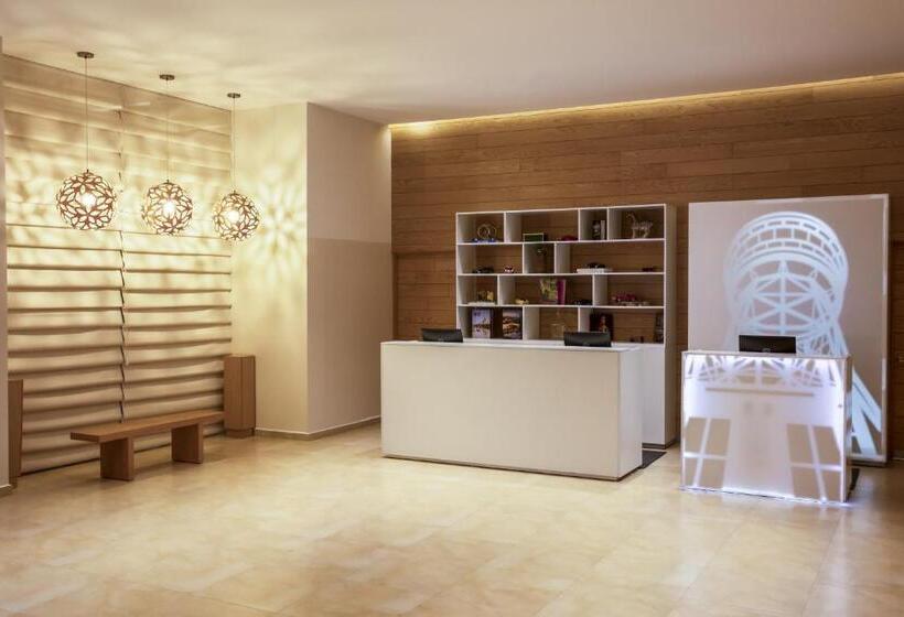 هتل Fiesta Inn Celaya Galerias