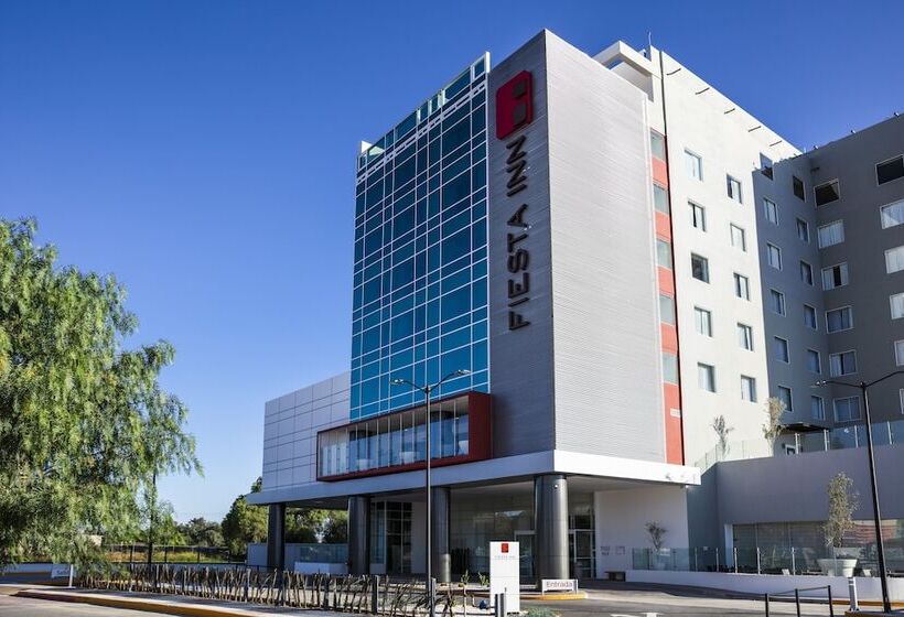 هتل Fiesta Inn Celaya Galerias