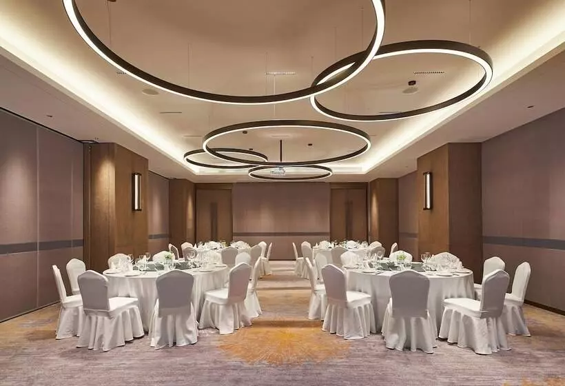 ホテル Four Points By Sheraton Jiaxing