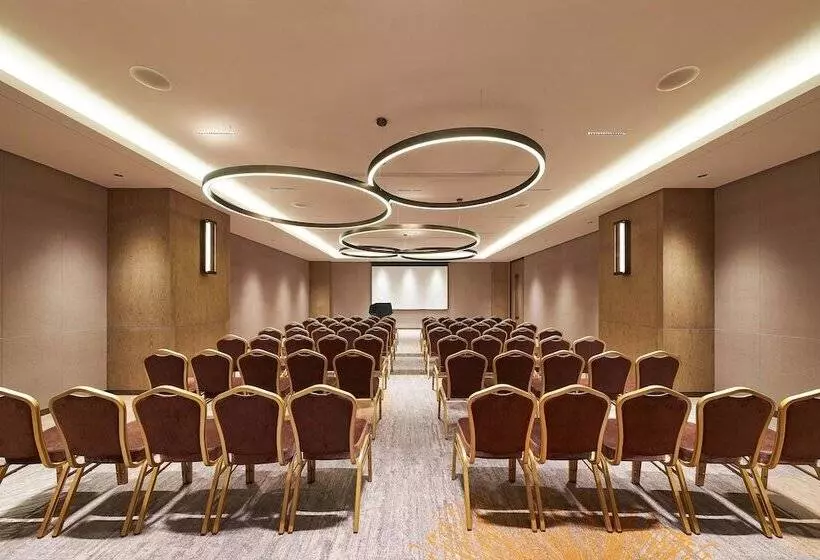 ホテル Four Points By Sheraton Jiaxing