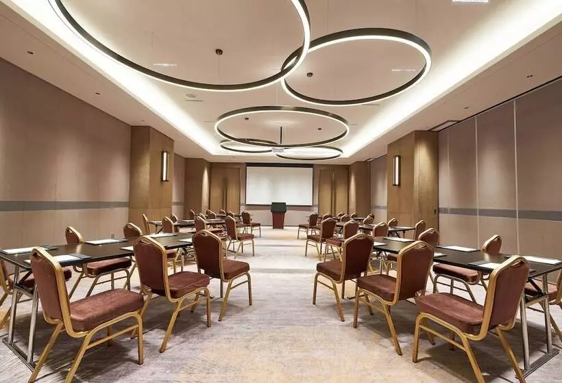 ホテル Four Points By Sheraton Jiaxing