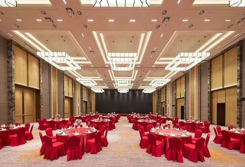 ホテル Four Points By Sheraton Jiaxing
