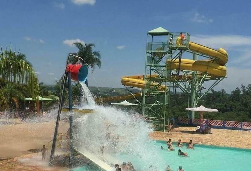 Отель Vale Das Aguas Parque