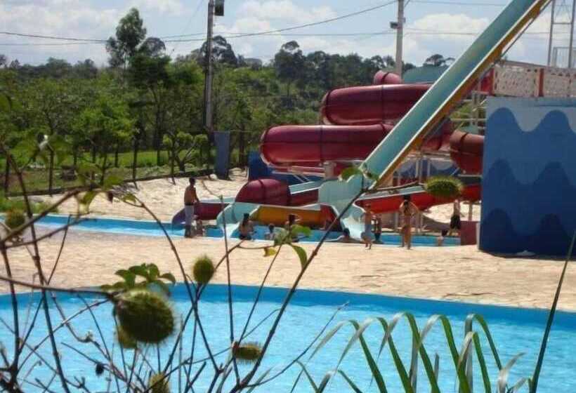 Отель Vale Das Aguas Parque