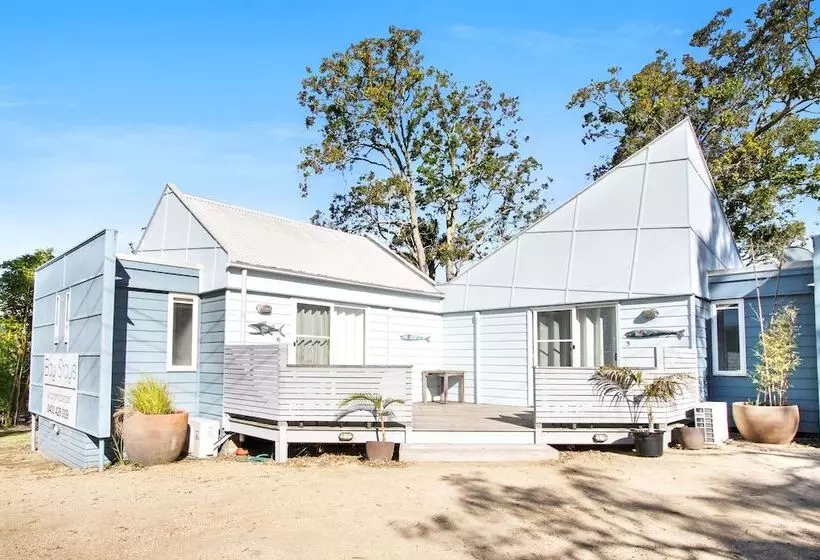 Huskisson Holiday Motel Cabins