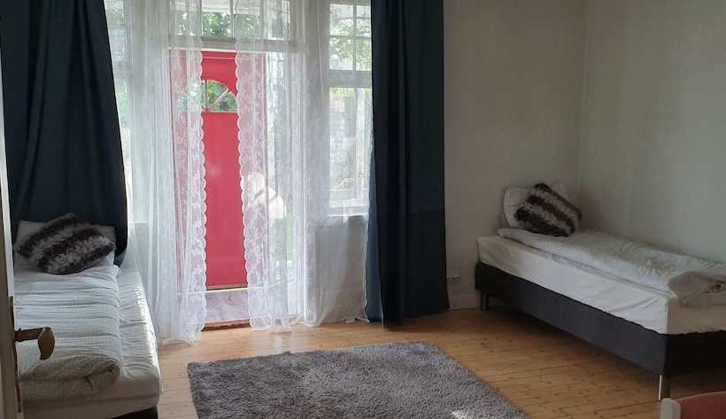 بنسيون Willa Holst