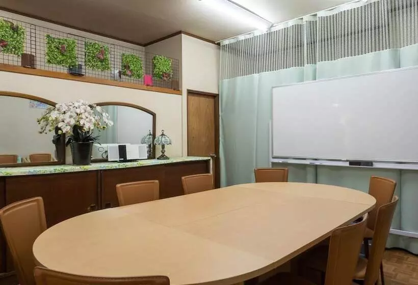 Business Hotel Nakayama