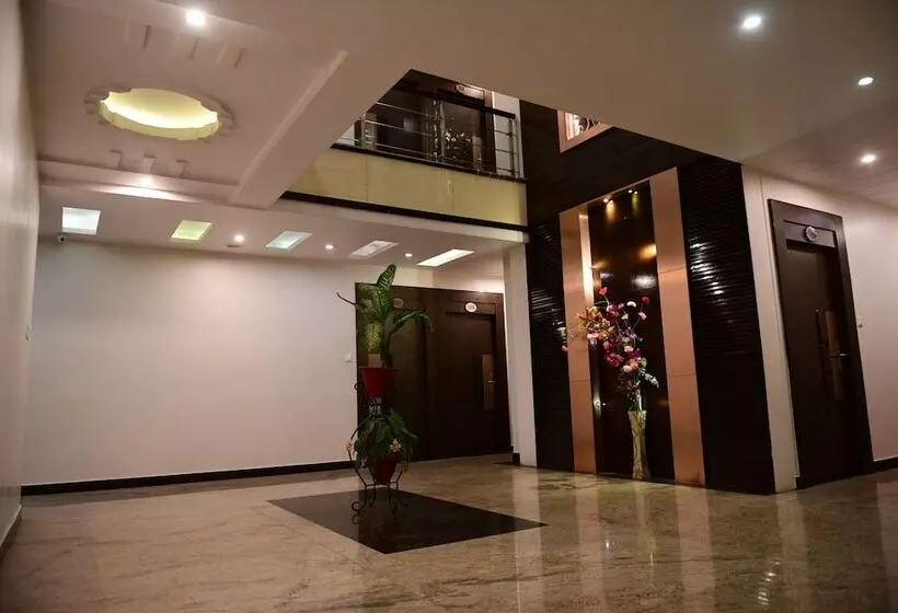 Hotelli Ravisha Continental