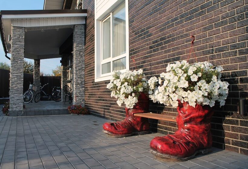 Pensionat Nikolin Park Guest House