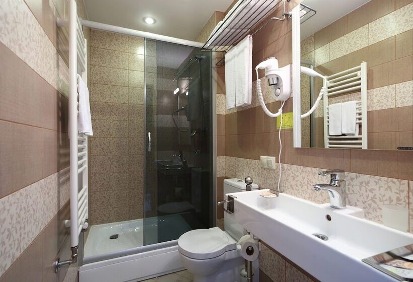 Pensionat Nikolin Park Guest House