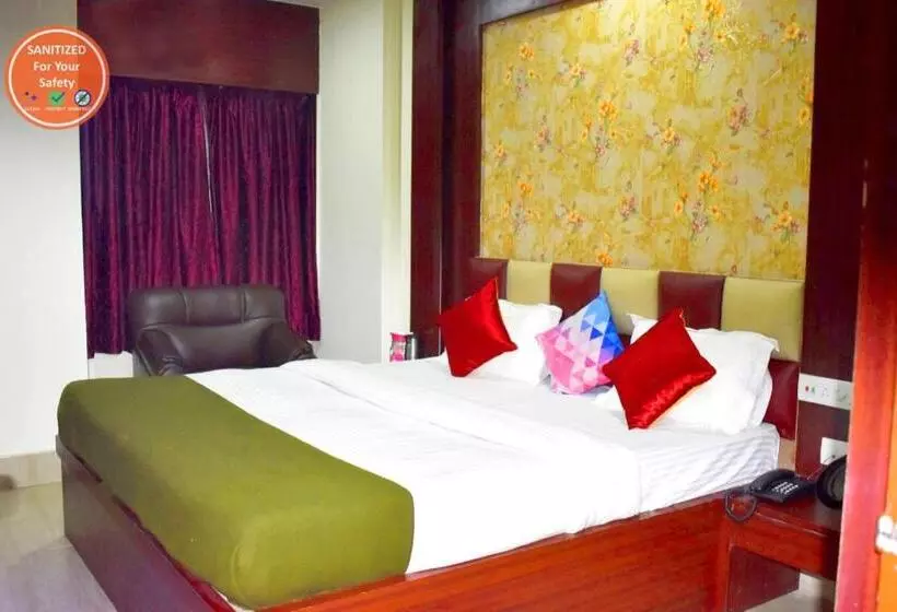 هتل Goroomgo Gouri Palace Puri