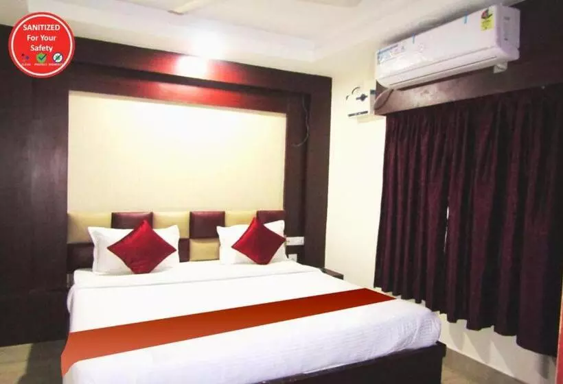 هتل Goroomgo Gouri Palace Puri