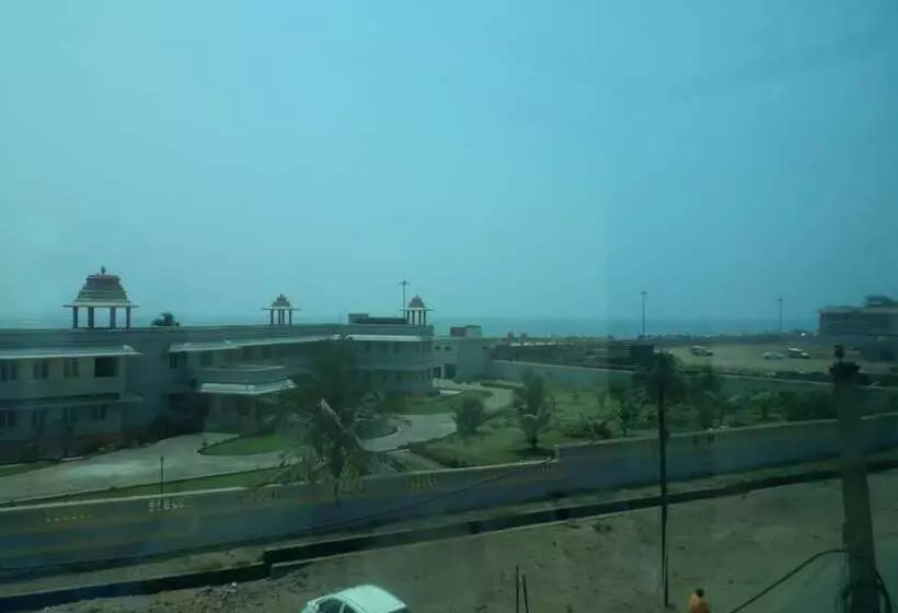 هتل Goroomgo Gouri Palace Puri