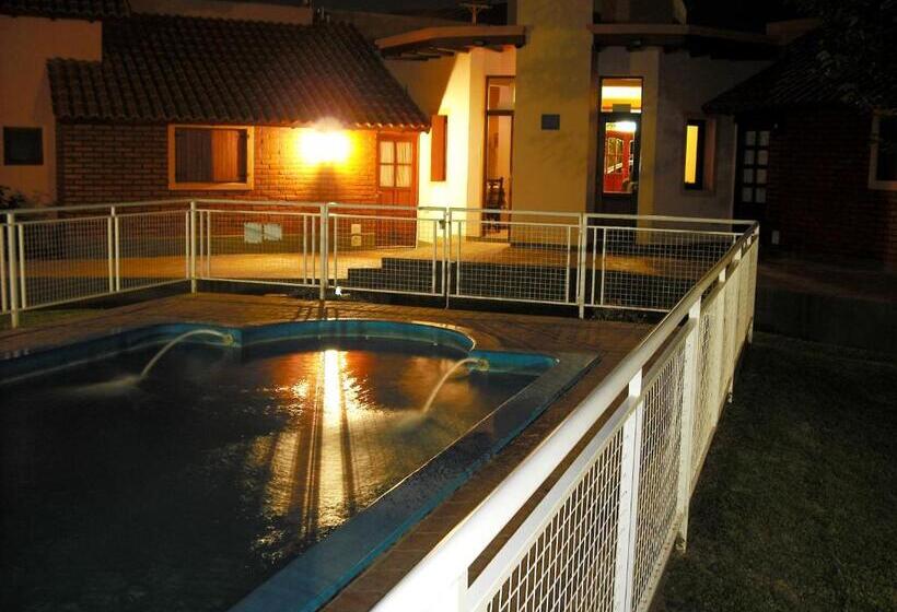 هتل Hosteria Sueños Dorados