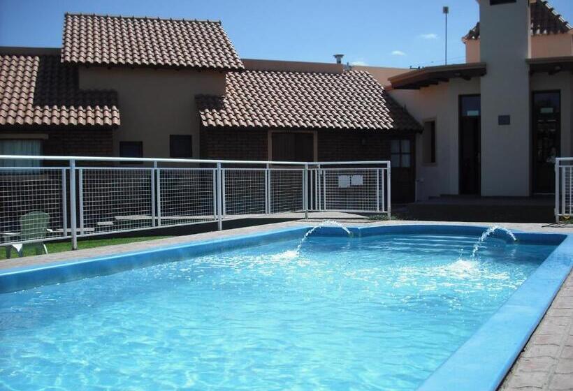 هتل Hosteria Sueños Dorados