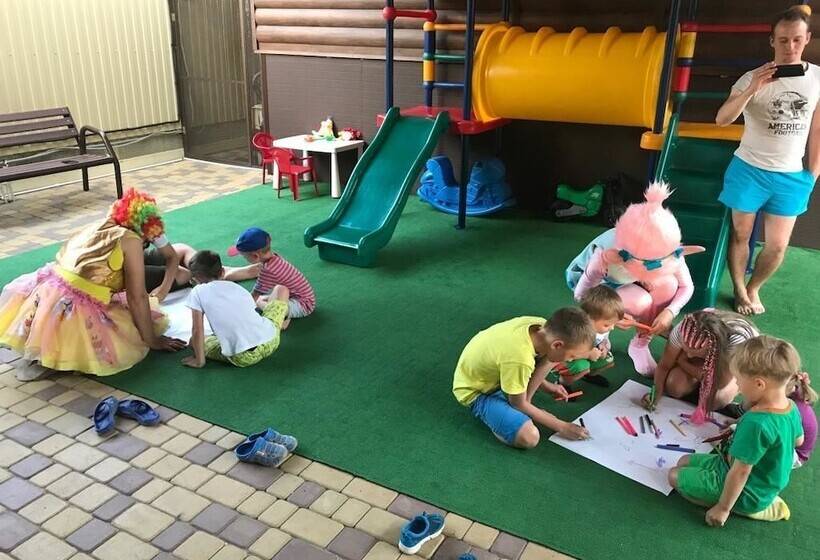 בית מלון כפרי Morskaya 250