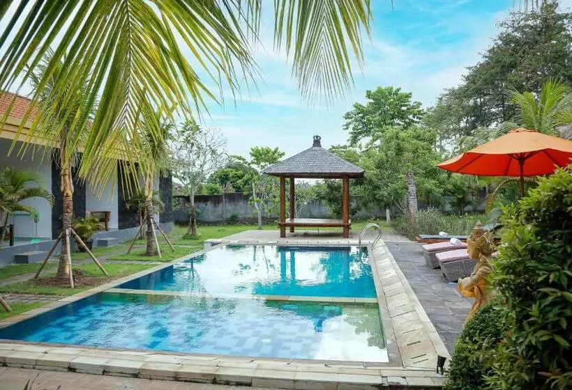Hotelli Orange Balangan Bungalow