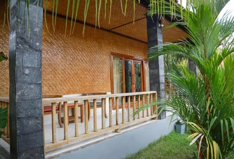 Hotelli Orange Balangan Bungalow