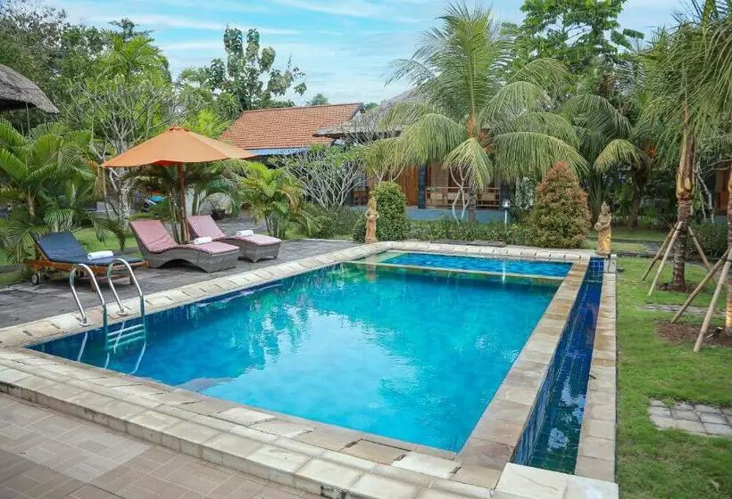 Hotelli Orange Balangan Bungalow