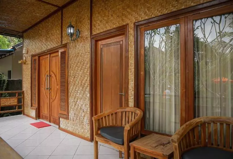 Hotelli Orange Balangan Bungalow