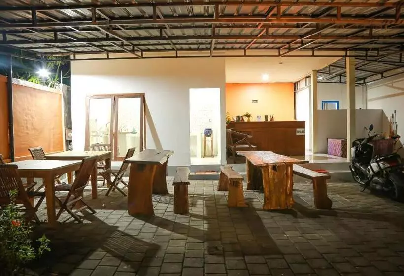 Hotelli Orange Balangan Bungalow