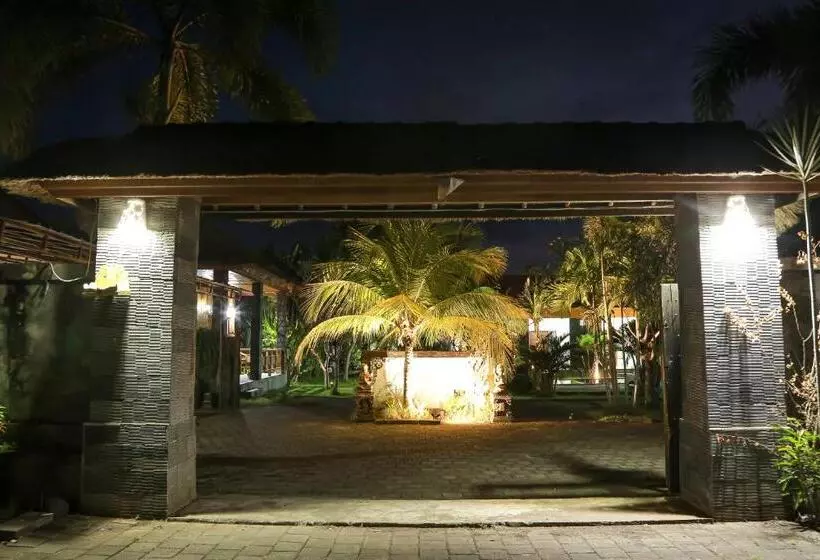 Hotelli Orange Balangan Bungalow