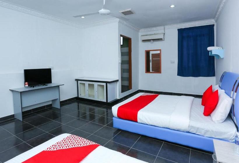 בית מלון כפרי Oyo 44112 Darvel Bay Travelodge